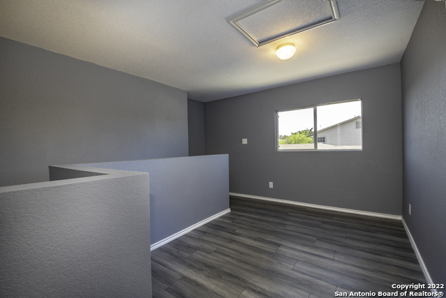 Image 21 of 29 For 5402 Harefield Dr