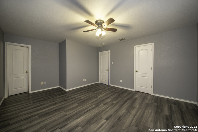 Image 7 of 29 For 5402 Harefield Dr