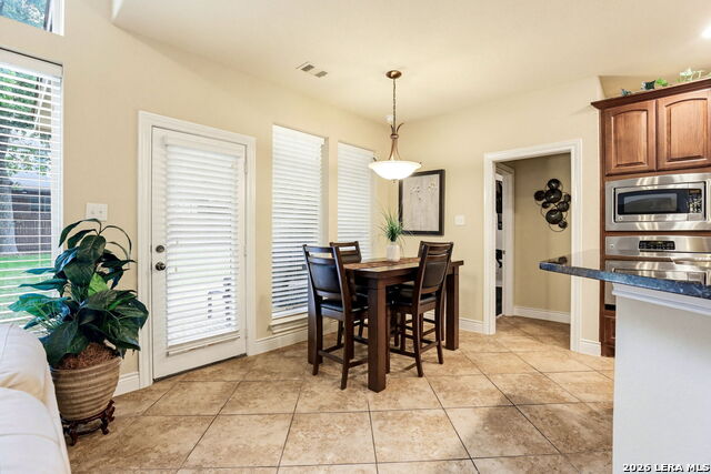 Image 12 of 35 For 8931 Cimarron Rte