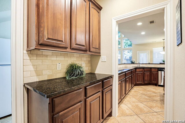 Image 15 of 35 For 8931 Cimarron Rte