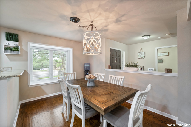 Image 17 of 70 For 1252 Abbotsbury