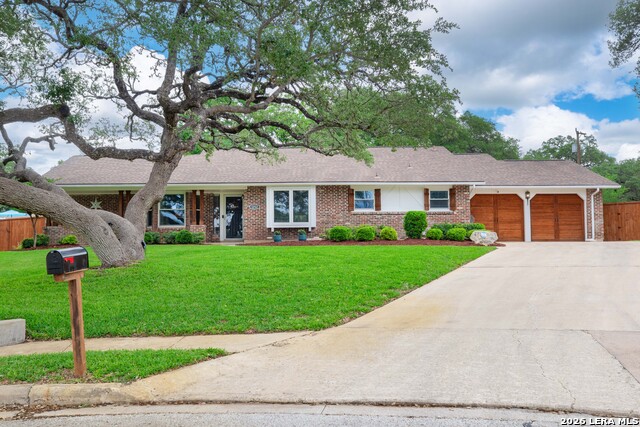 Image 3 of 70 For 1252 Abbotsbury