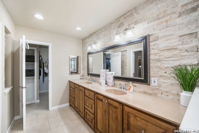 Image 41 of 70 For 1252 Abbotsbury