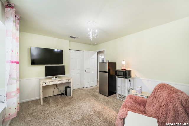 Image 47 of 70 For 1252 Abbotsbury