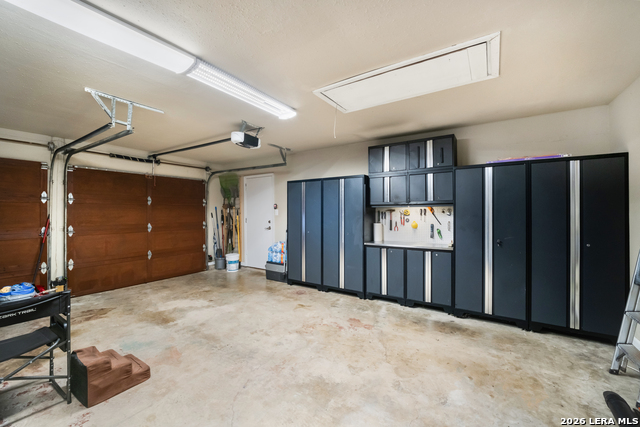 Image 54 of 70 For 1252 Abbotsbury