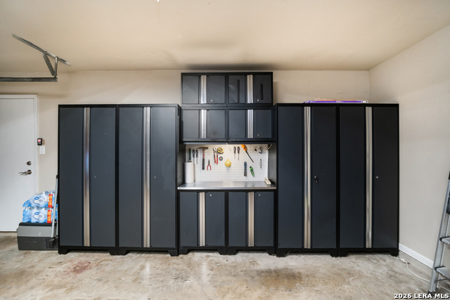 Image 55 of 70 For 1252 Abbotsbury