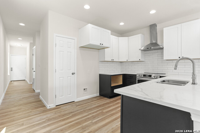 Image 13 of 25 For 1962 Crockett E