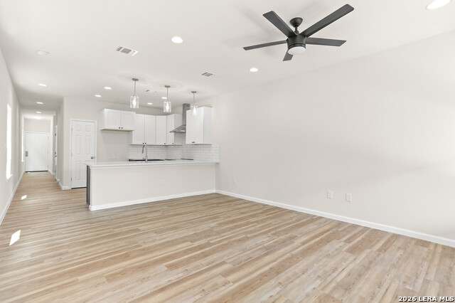 Image 9 of 25 For 1962 Crockett E