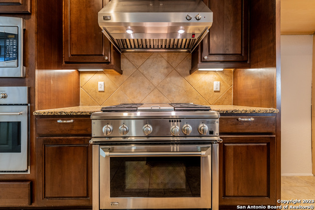 Image 42 of 51 For 7426 Hovingham