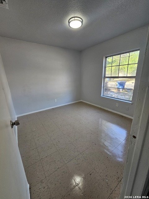 Image 5 of 10 For 8635 Painted Teepee St