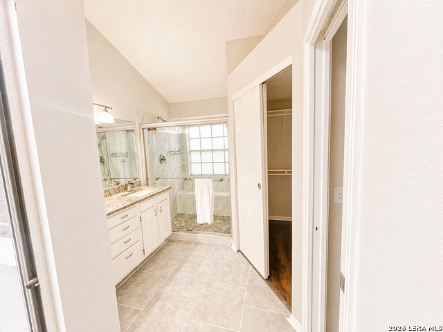 Image 15 of 23 For 4234 Birch Tree St