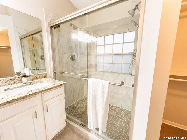 Image 17 of 23 For 4234 Birch Tree St