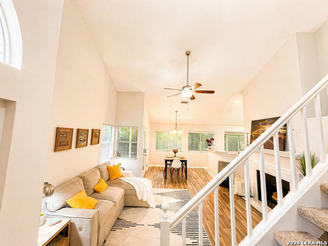 Image 3 of 23 For 4234 Birch Tree St