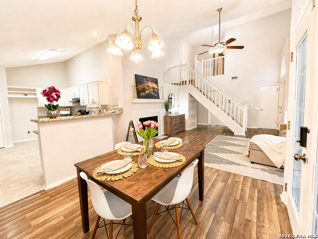 Image 6 of 23 For 4234 Birch Tree St