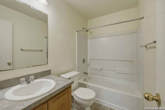 Image 17 of 23 For 101 Gatewood Lk