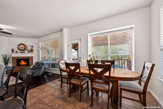 Image 15 of 36 For 2202 Encino Dew