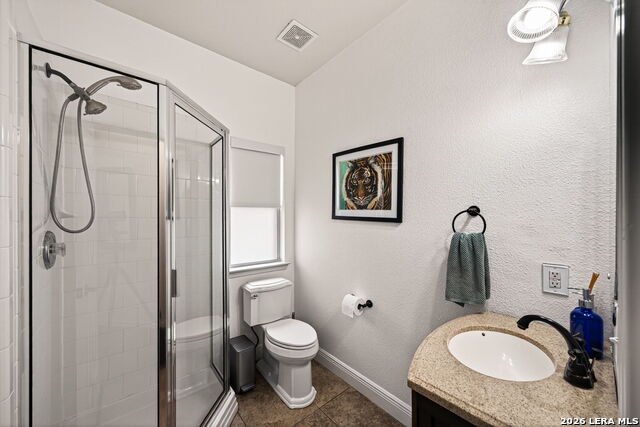 Image 23 of 36 For 2202 Encino Dew