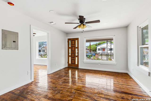 Image 2 of 25 For 628 Fleming St