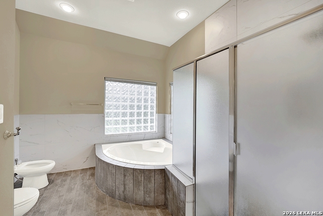 Image 31 of 72 For 21107 Paradise Pass