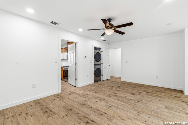 Image 6 of 27 For 110 Nellina St