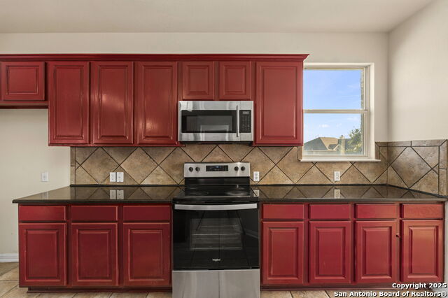 Image 13 of 42 For 22302 Verde Knoll