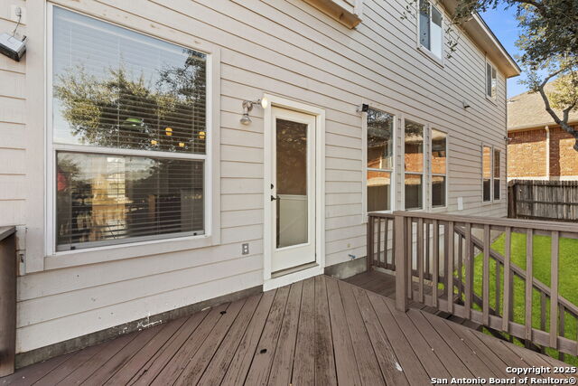 Image 33 of 42 For 22302 Verde Knoll