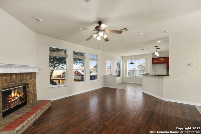 Image 6 of 42 For 22302 Verde Knoll