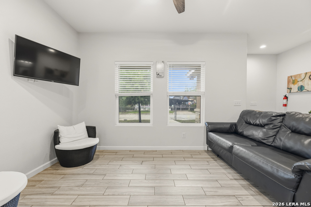 Image 10 of 31 For 128 Sharer St