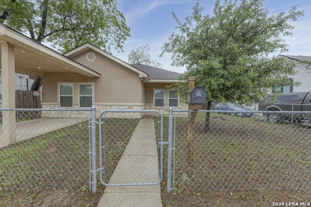 Image 5 of 31 For 128 Sharer St