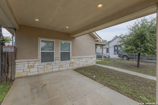 Image 6 of 31 For 128 Sharer St