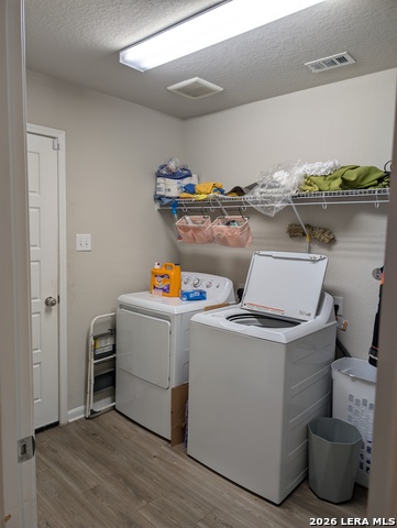 Image 22 of 26 For 7038 Emerald