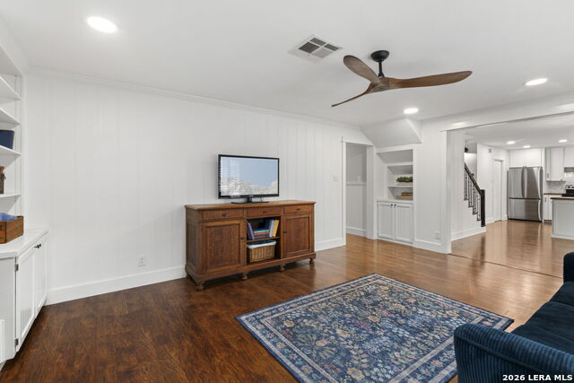 Image 10 of 44 For 9231 Bingham Dr