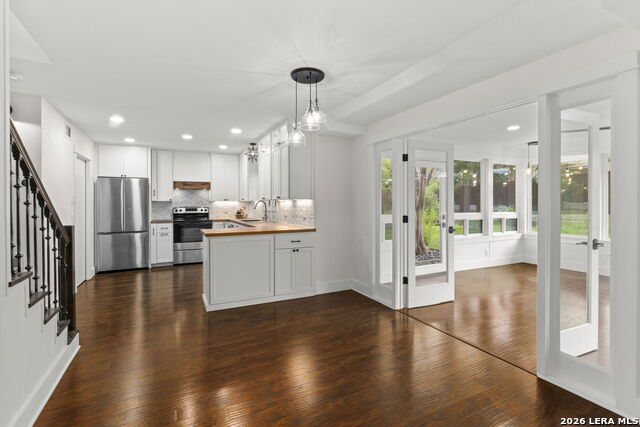 Image 13 of 44 For 9231 Bingham Dr