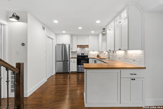 Image 14 of 44 For 9231 Bingham Dr