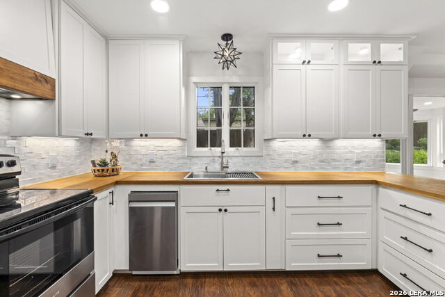 Image 16 of 44 For 9231 Bingham Dr