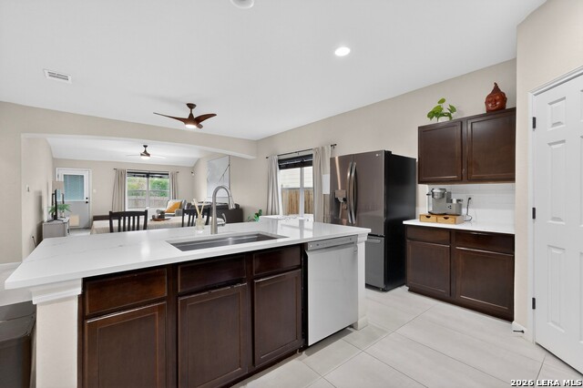 Image 6 of 37 For 4815 Badland Beacon