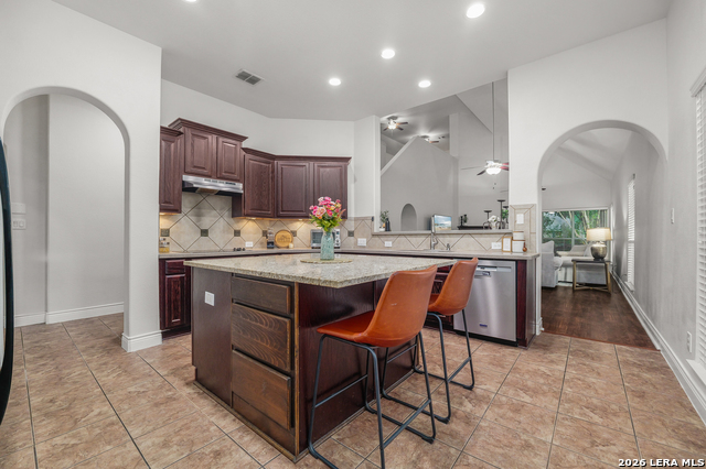 Image 10 of 66 For 8330 Wayside Crk