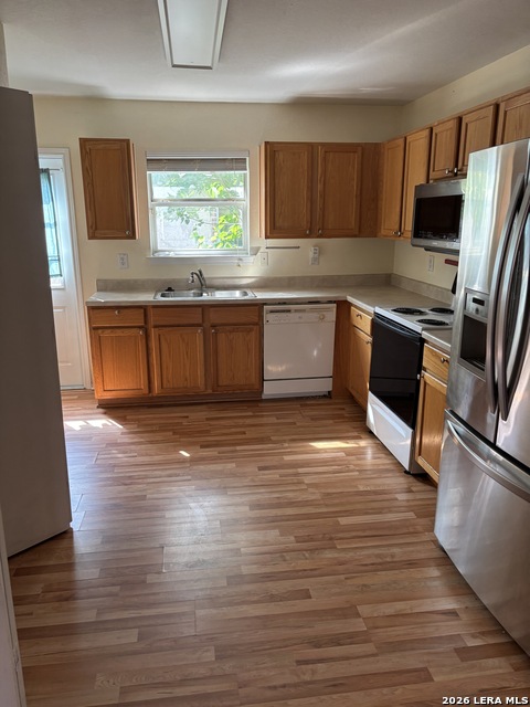 Image 6 of 15 For 10730 Shaenmeadow