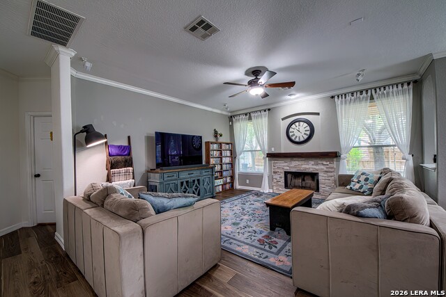 Image 4 of 38 For 582 American Flag