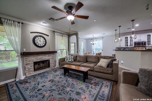 Image 6 of 38 For 582 American Flag