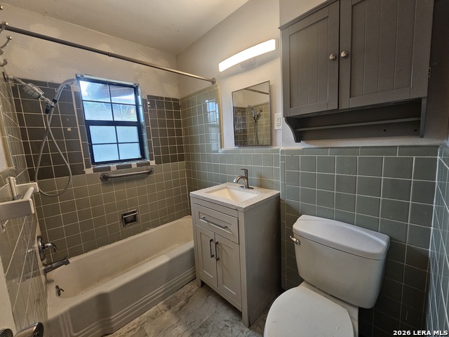 Image 15 of 17 For 235 Sunnyland  237