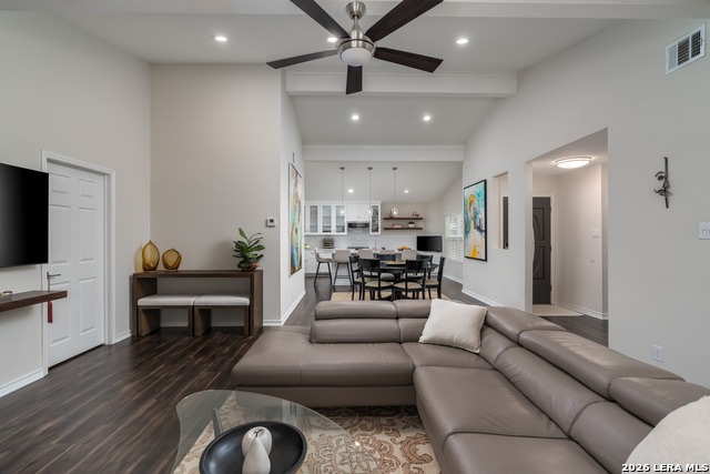 Image 11 of 44 For 16930 Summer Creek Dr