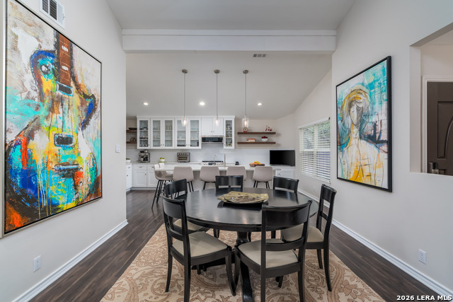 Image 15 of 44 For 16930 Summer Creek Dr