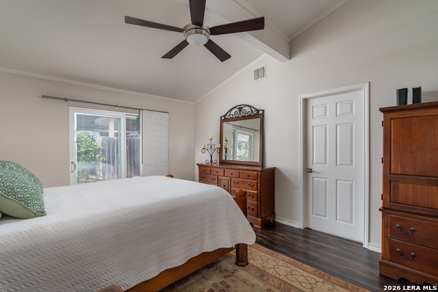 Image 17 of 44 For 16930 Summer Creek Dr