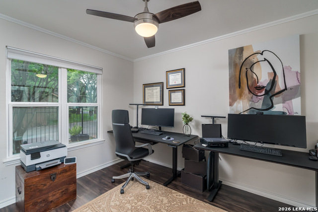 Image 24 of 44 For 16930 Summer Creek Dr