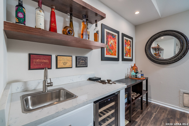 Image 9 of 44 For 16930 Summer Creek Dr