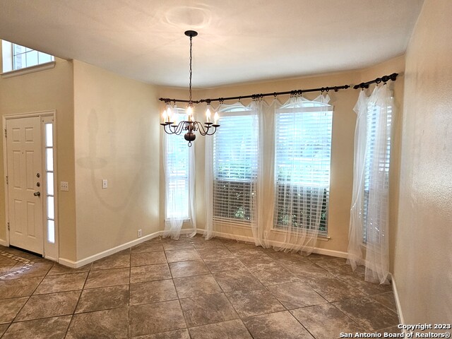 Image 15 of 37 For 1507 Lookout Pt