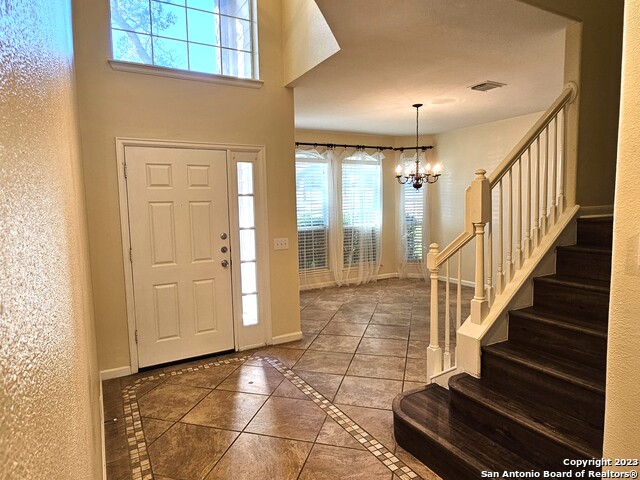 Image 17 of 37 For 1507 Lookout Pt