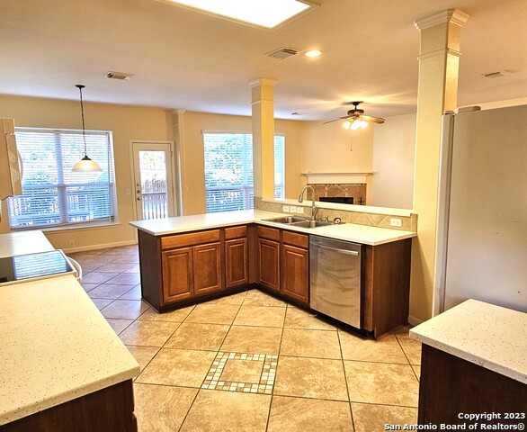 Image 5 of 37 For 1507 Lookout Pt