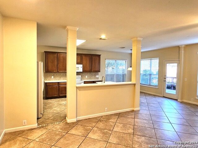 Image 9 of 37 For 1507 Lookout Pt